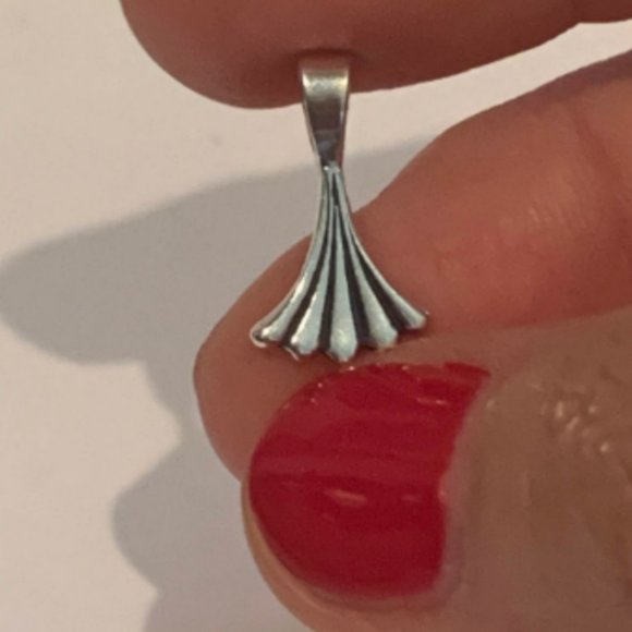 Bail Enhancer Fluted Glue-on for Cabochons Enamels Silver Charm Pendant - Picture 3 of 3